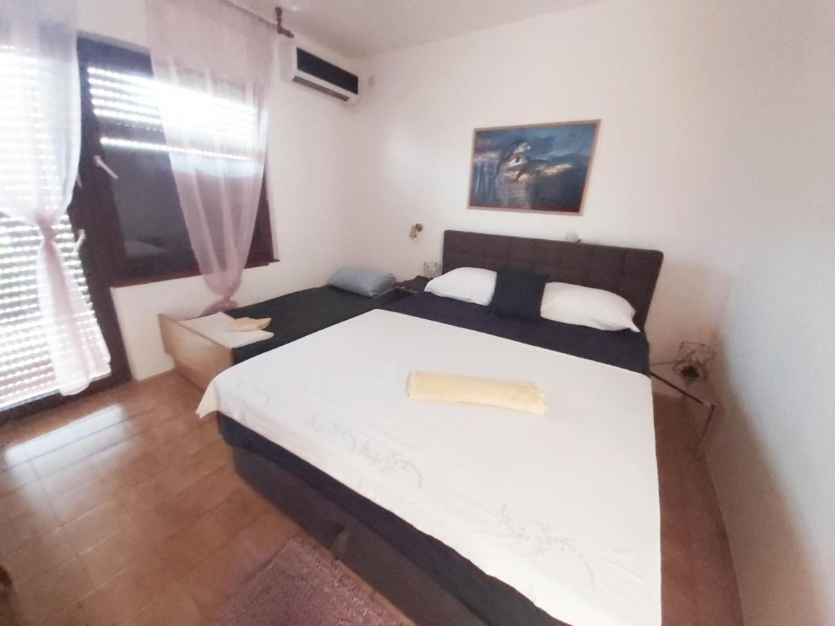 Apartman Arija-Pino Vodice Cameră foto